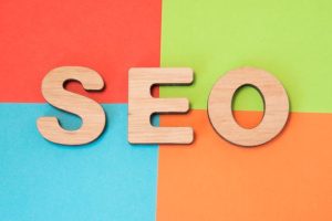 چگونه در یوتیوب محبوب شویم؟ 11 گام کلیدی برای موفقیت